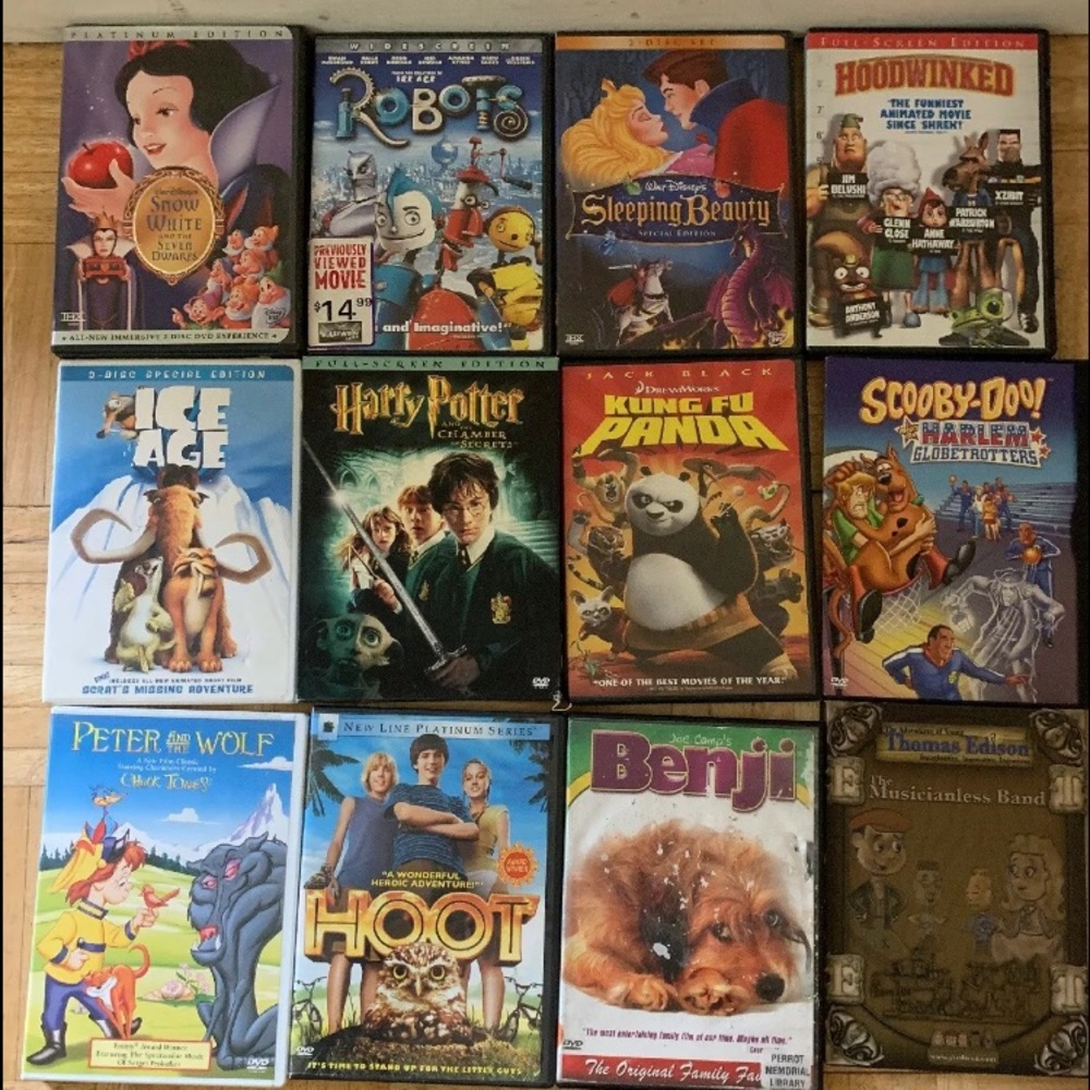 12 kids dvd videos: Harry Potter, Hoot, Ice Age+++